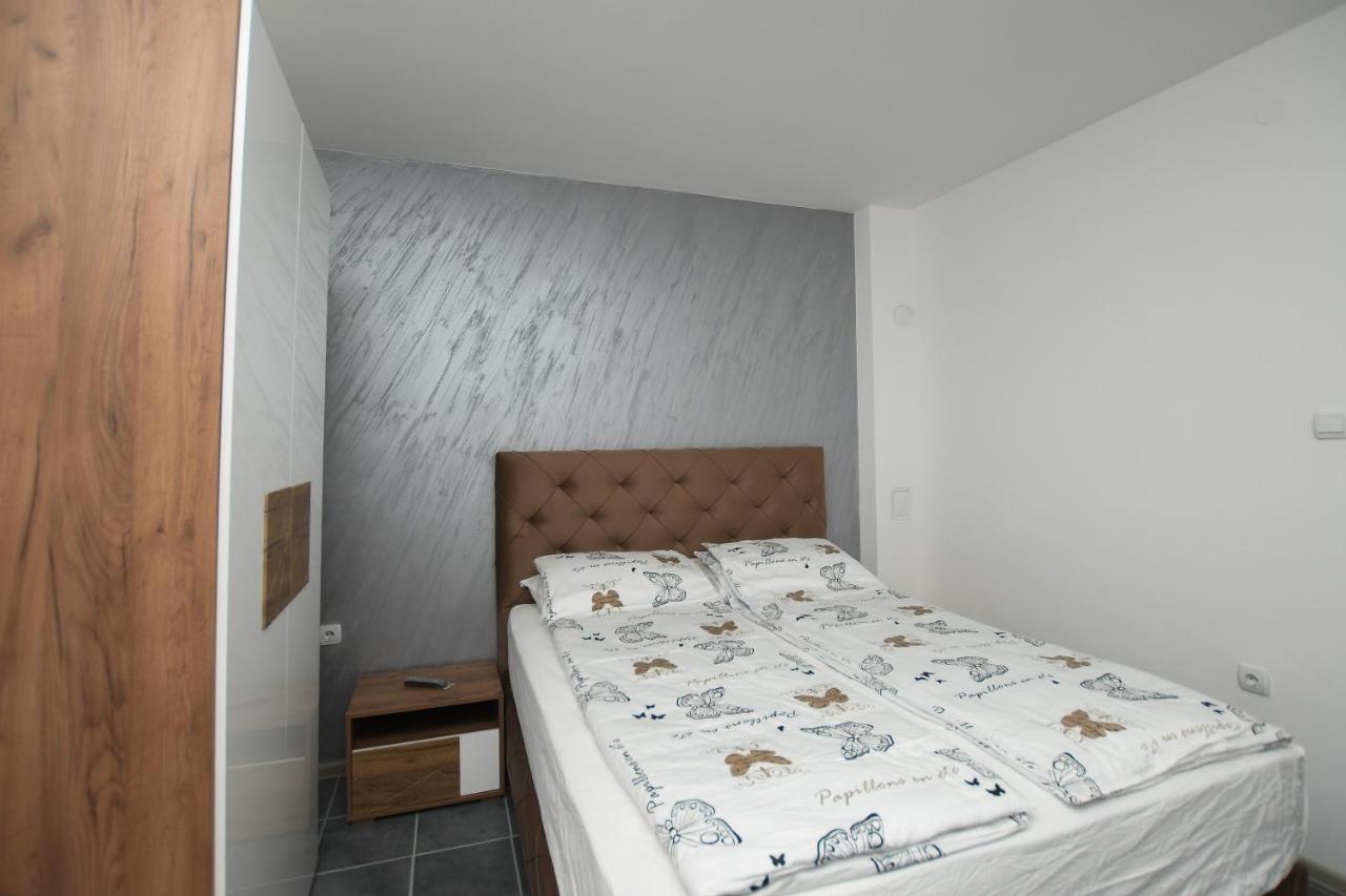 Relax Apartmani Kladovo Zewnętrze zdjęcie