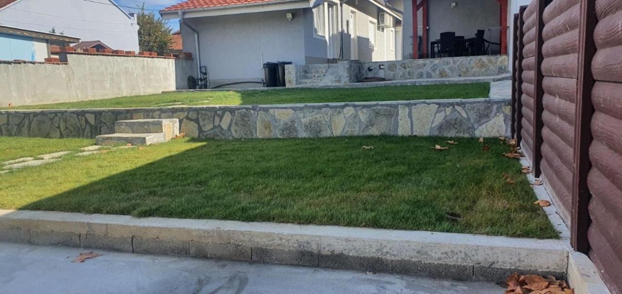 Relax Apartmani Kladovo Zewnętrze zdjęcie